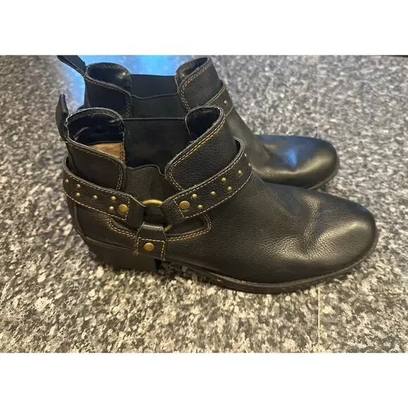 b.o.c. By Born Solid Black Leather Ankle Boots Sz. 11 - Picture 3 of 8